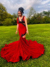 Load image into Gallery viewer, Custom Prom Consultation In-person/Virtual
